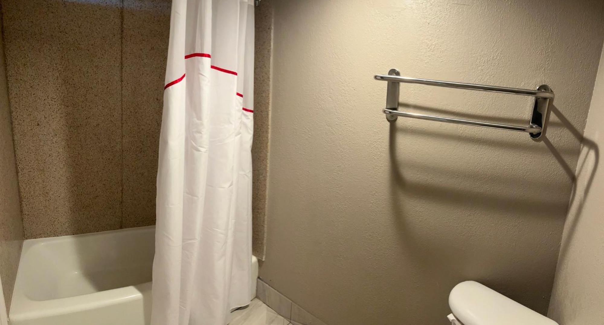 Red Roof Inn Memphis - Graceland Airport Экстерьер фото