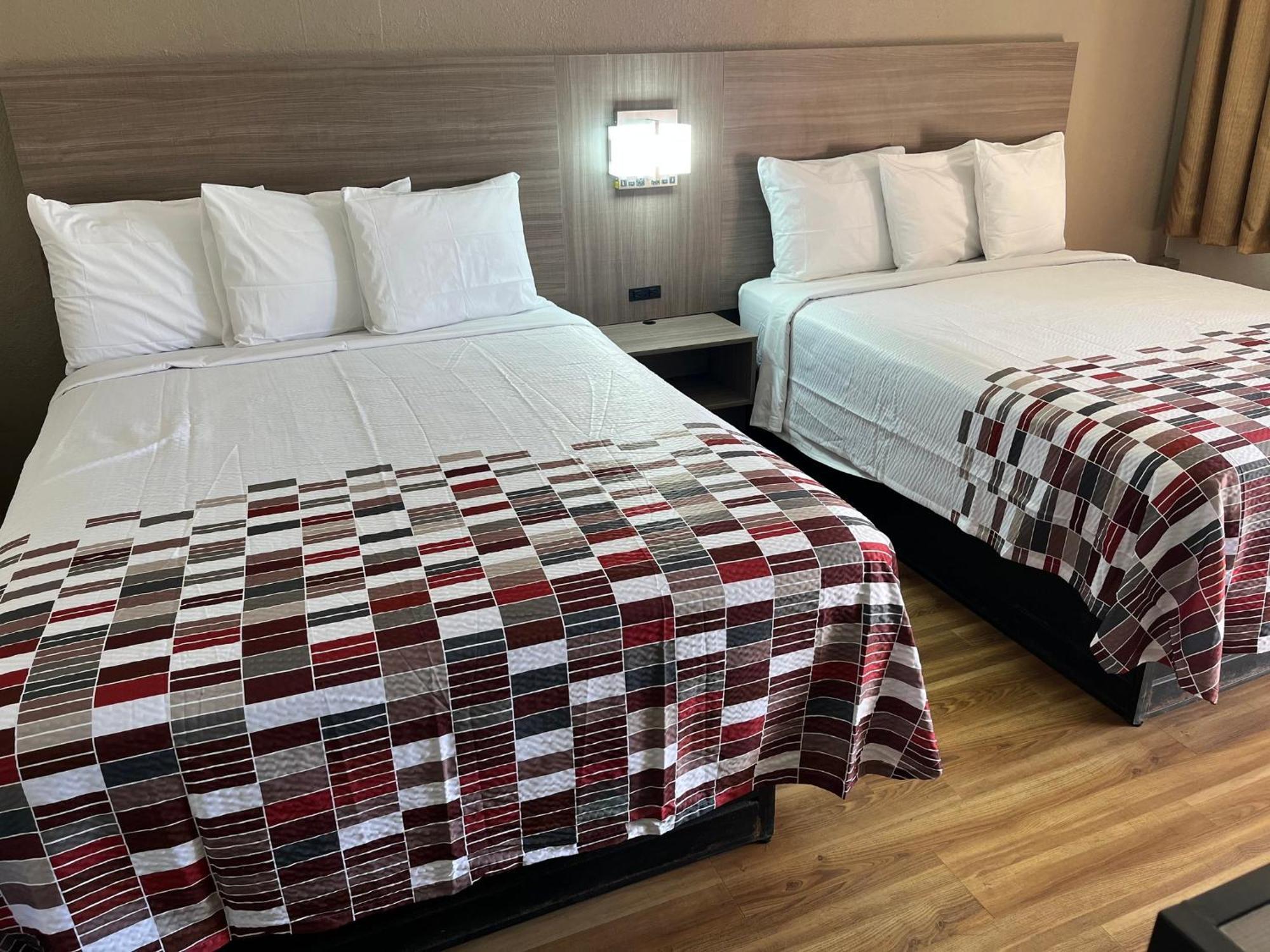 Red Roof Inn Memphis - Graceland Airport Экстерьер фото