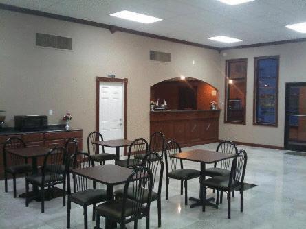 Red Roof Inn Memphis - Graceland Airport Экстерьер фото